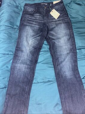 Maurices Women’s Slim Straight Jeans - Dark Blue Wash - Ellie straight 3/4 - NWT